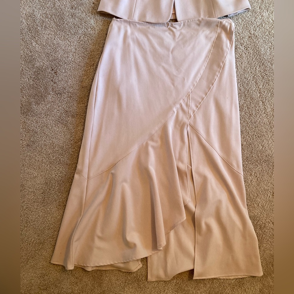 Handmade lace inlay blazer and tulip skirt set perfect for wedding-unfinished - Picture 3 of 13